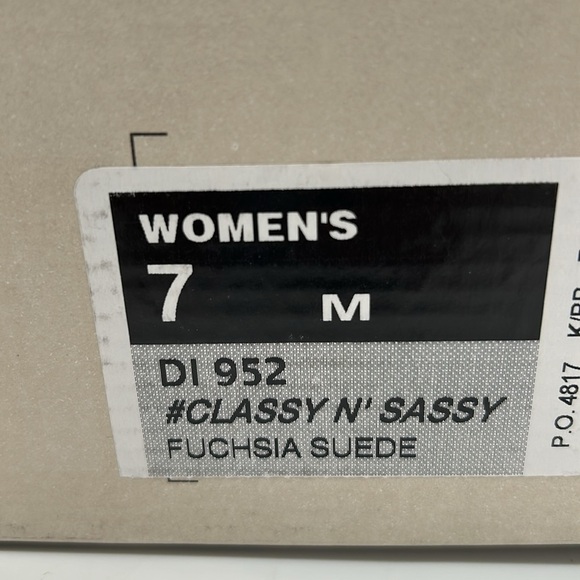 1535- Dingo Suede Ankle Women's Boots Size 7 NWT - Picture 10 of 10